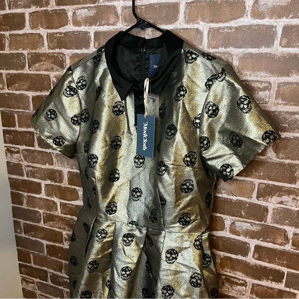 New ModCloth Skull Flare Gold Dress